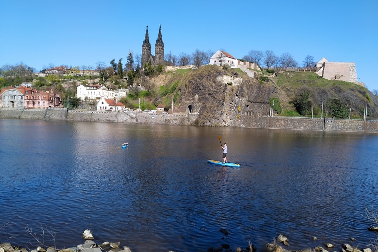 Paddleboardy - hodinové zápůjčky